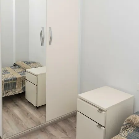 Wagner, I-a 4º 21 Apartment *